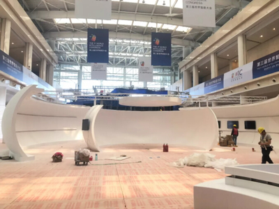 第三届世界智能大会 筹备工作层层推进，施工搭建如火如荼，企业形象设计点亮智能舞台